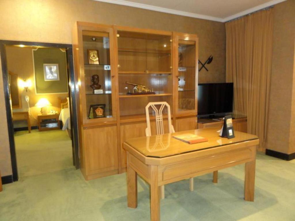 Hotel Regent's Park Malang